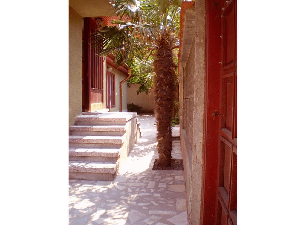 Guest House Yavorov Chernomorets Exterior photo