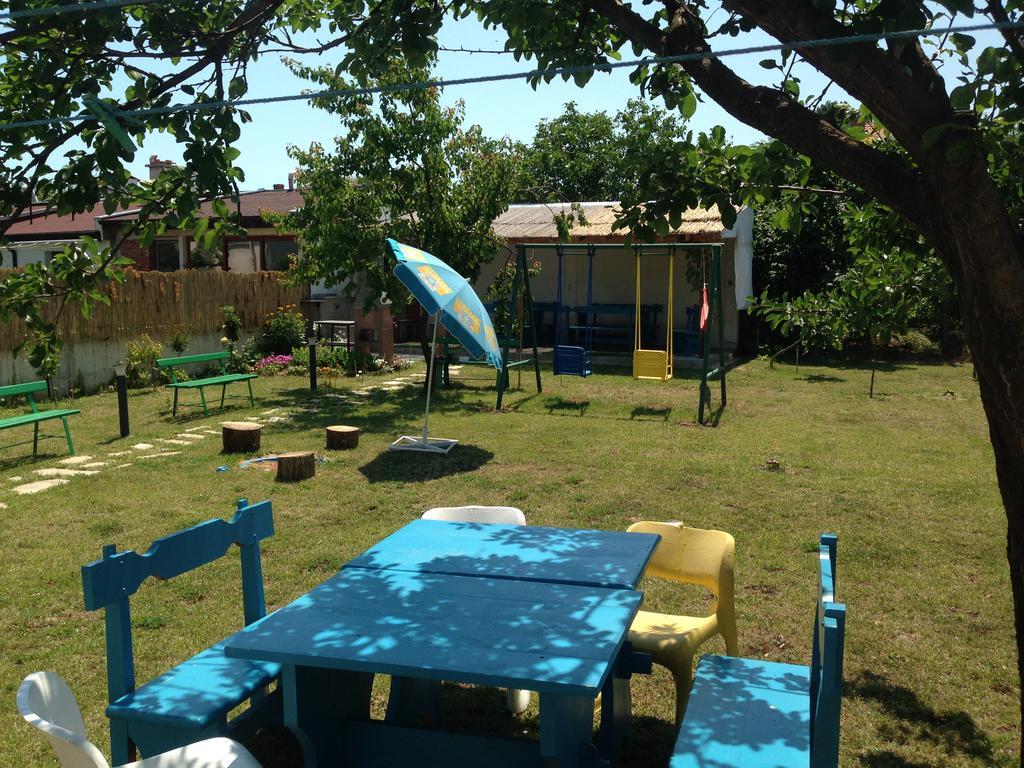 Guest House Yavorov Chernomorets Exterior photo
