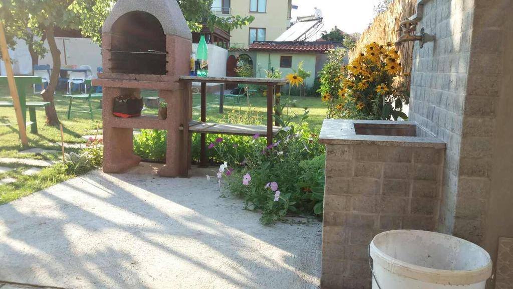 Guest House Yavorov Chernomorets Exterior photo